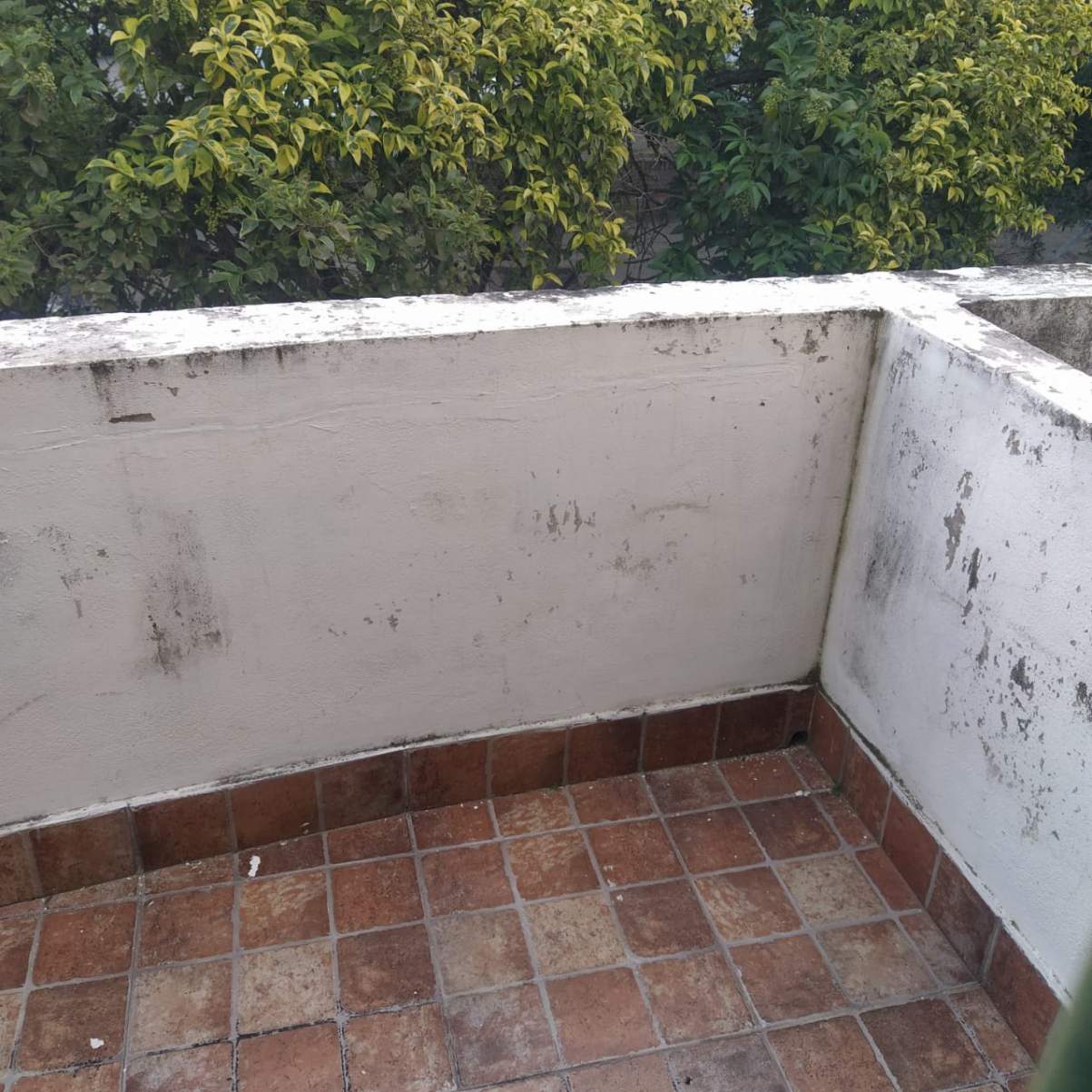 Dúplex de tres dormitorios con cochera - Barrio Uritorco - (alt. Duarte Quiros 3900)