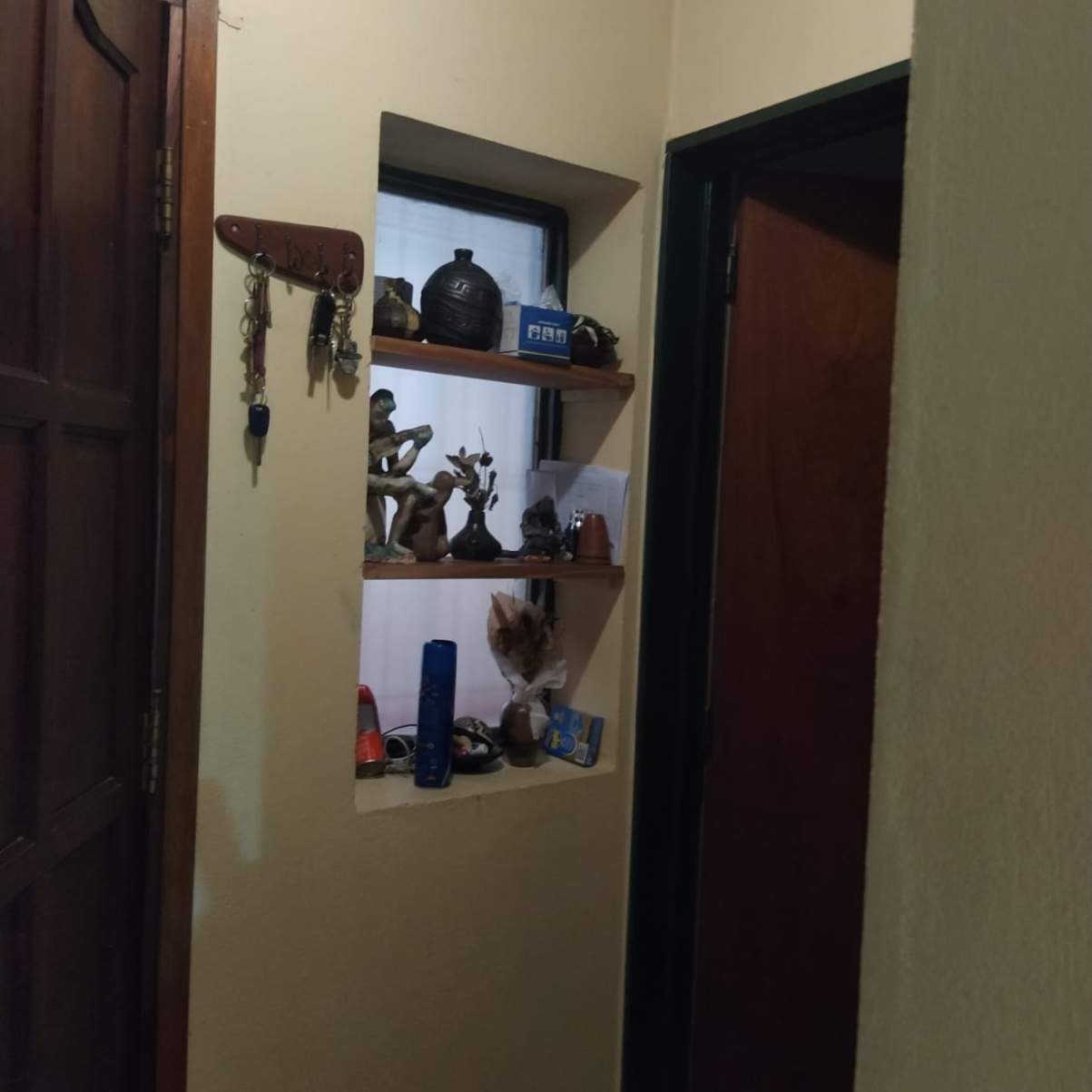 Dúplex de tres dormitorios con cochera - Barrio Uritorco - (alt. Duarte Quiros 3900)