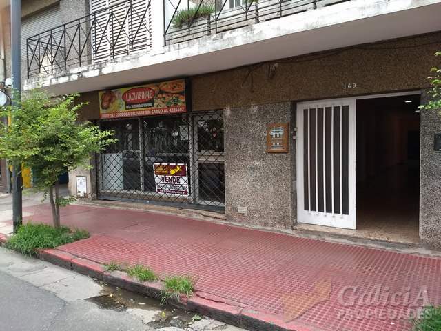 Local Jujuy 167, entre Av Colon y 9 de Julio