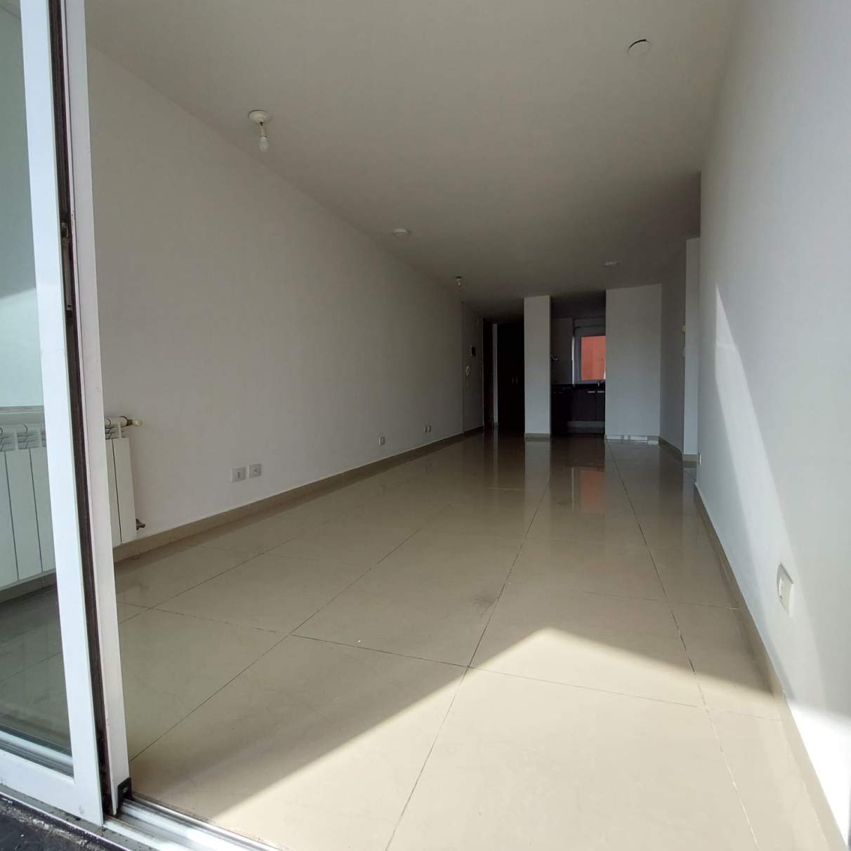 VENDE DPTO 2 DORM ALTA CORDOBA FRENTE A PLAZA RIVADAVIA