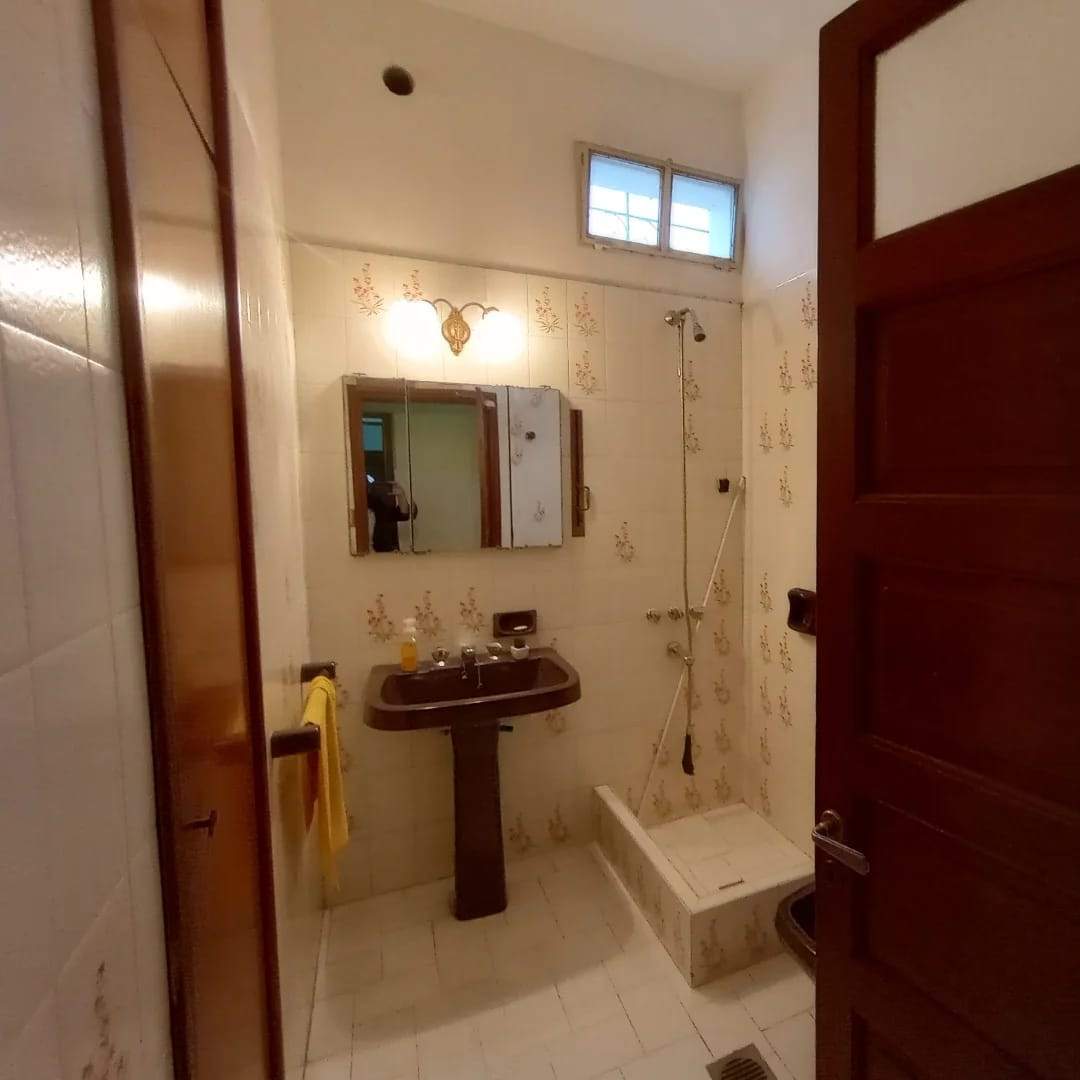 EN VENTA CASA DE CUATRO DORMITORIOS APTO CREDITO HIPOTECARIO BANCO NACION (APROBADO)
