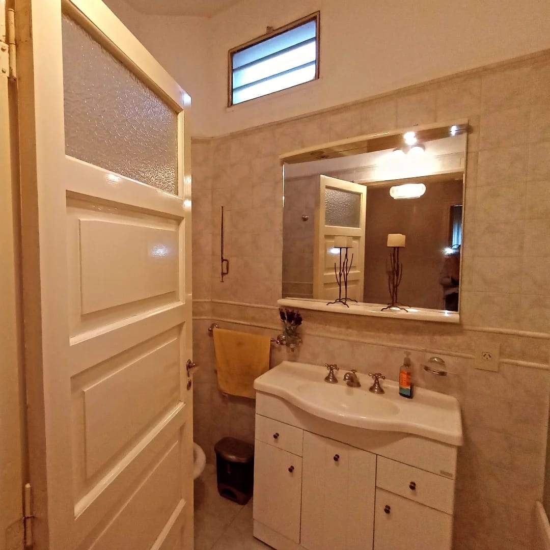 EN VENTA CASA DE CUATRO DORMITORIOS APTO CREDITO HIPOTECARIO BANCO NACION (APROBADO)