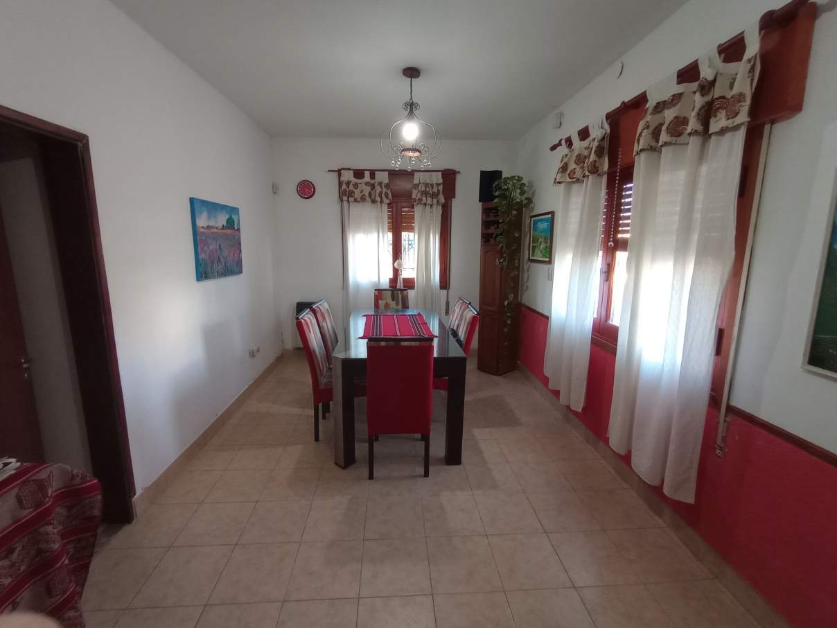 SE VENDE CASA DE 3 DORMITORIOS BANDA NORTE RIO CUARTO APPTO BANCOR (APROBADO)