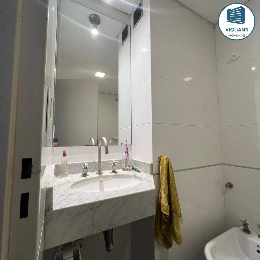 OPORTUNIDAD- ULTIMO PRECIO USD 140.000 - MILENICA IV- VENTA DEPARTAMENTO Y COCHERA