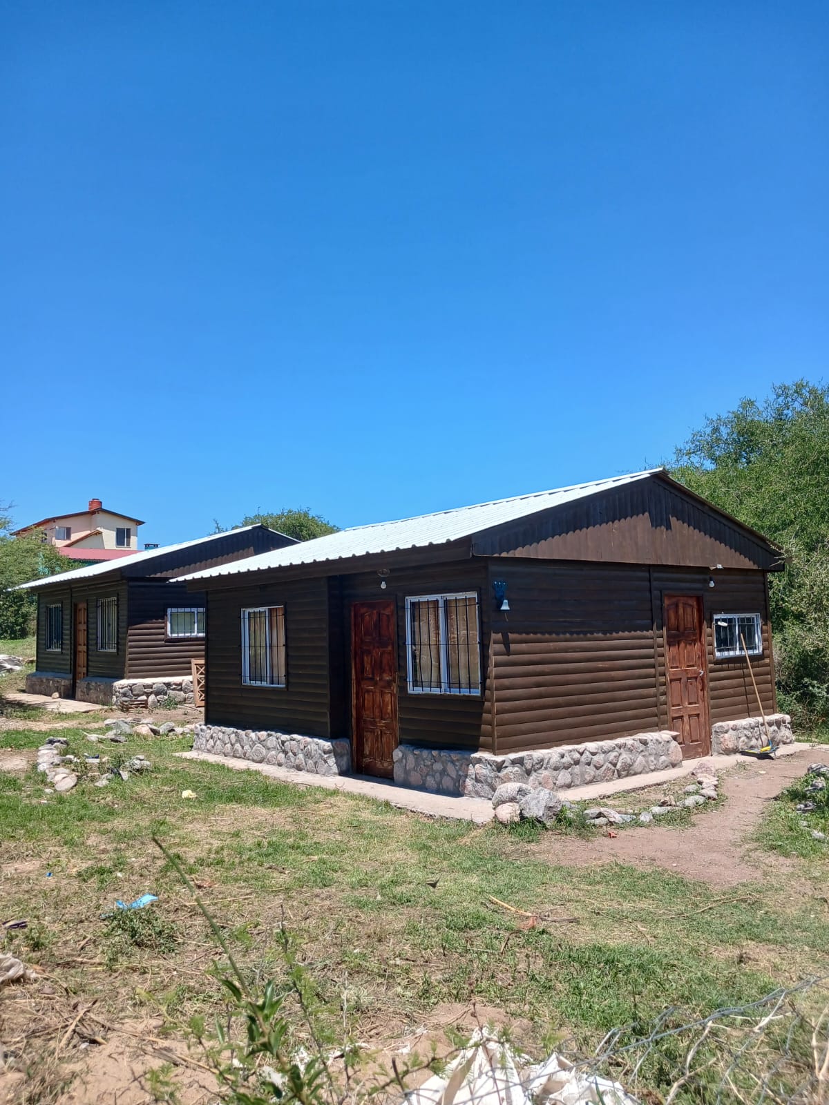 VENTA 2 CABAÑAS B VALENTI- CAPILLA DEL MONTE- OPORTUNIDAD