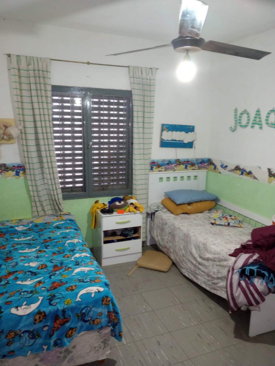 Ok VENDO Casa 2 Dorm. Mas Casa 3 Dorm. Barrio Los Gigantes