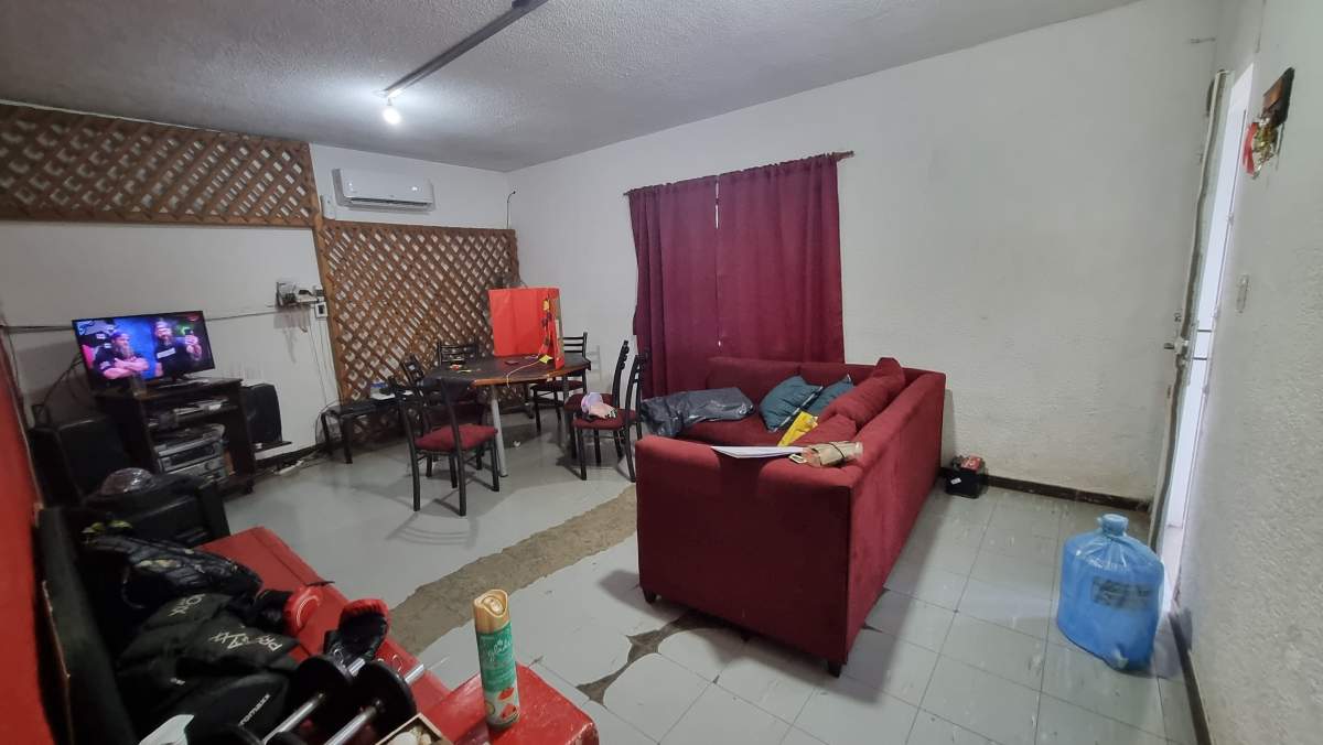 Ok VENDO Casa 2 Dorm. Mas Casa 3 Dorm. Barrio Los Gigantes