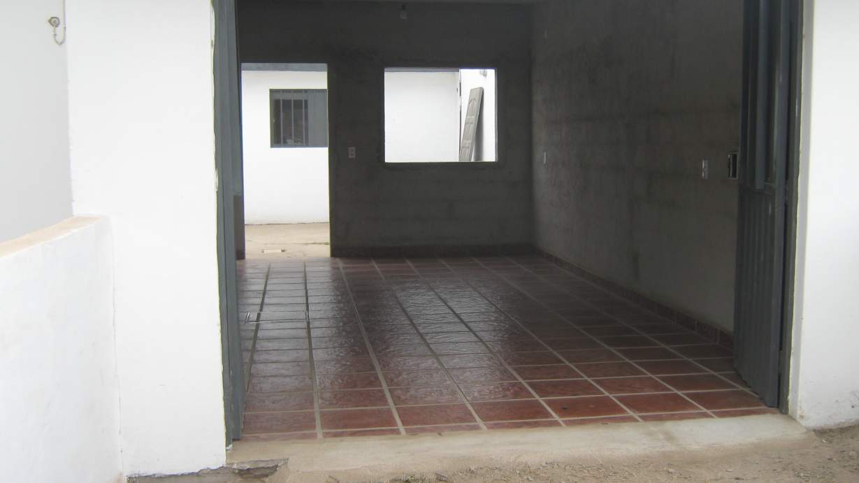 VENDO CASA- DPTO  TERRENO- (AL LIMITE ENTRE V. RIVERA INDARTE Y SALDÁN)