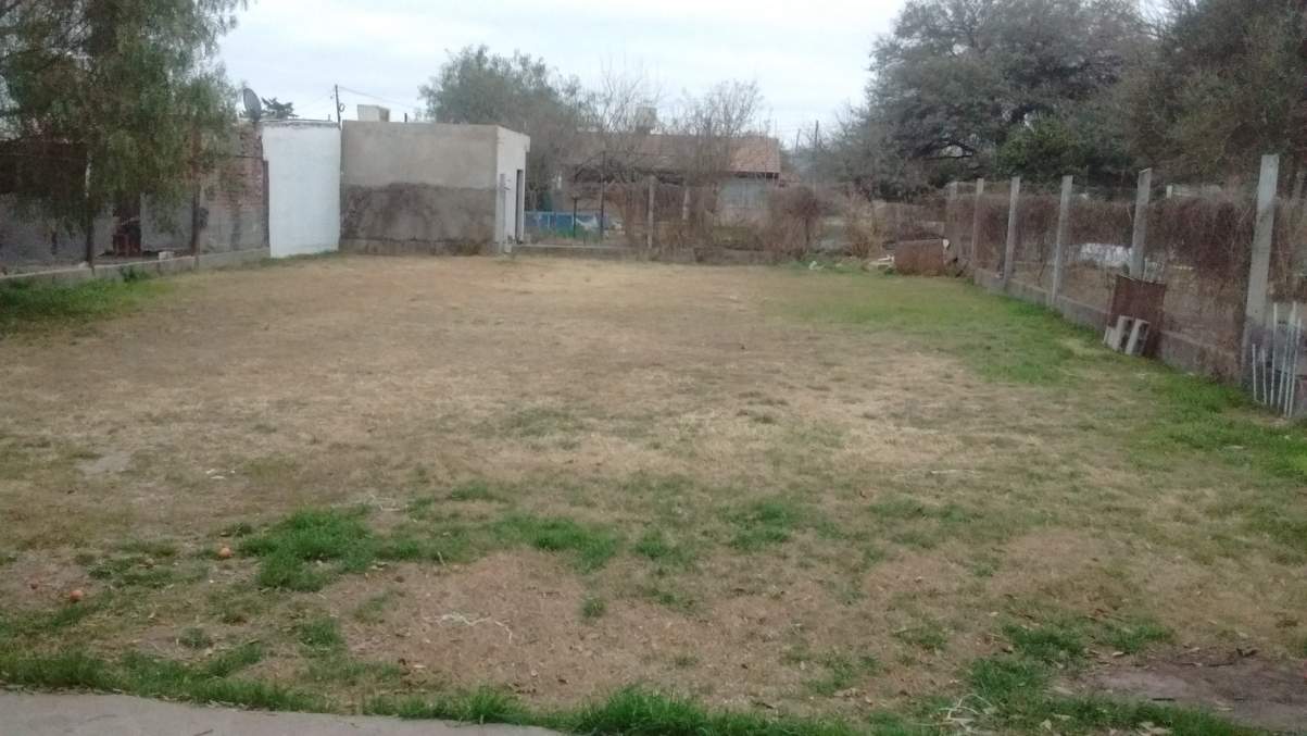 VENDO CASA- DPTO  TERRENO- (AL LIMITE ENTRE V. RIVERA INDARTE Y SALDÁN)