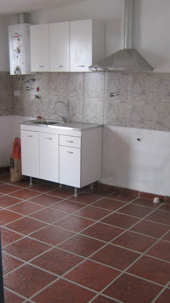 VENDO CASA- DPTO  TERRENO- (AL LIMITE ENTRE V. RIVERA INDARTE Y SALDÁN)