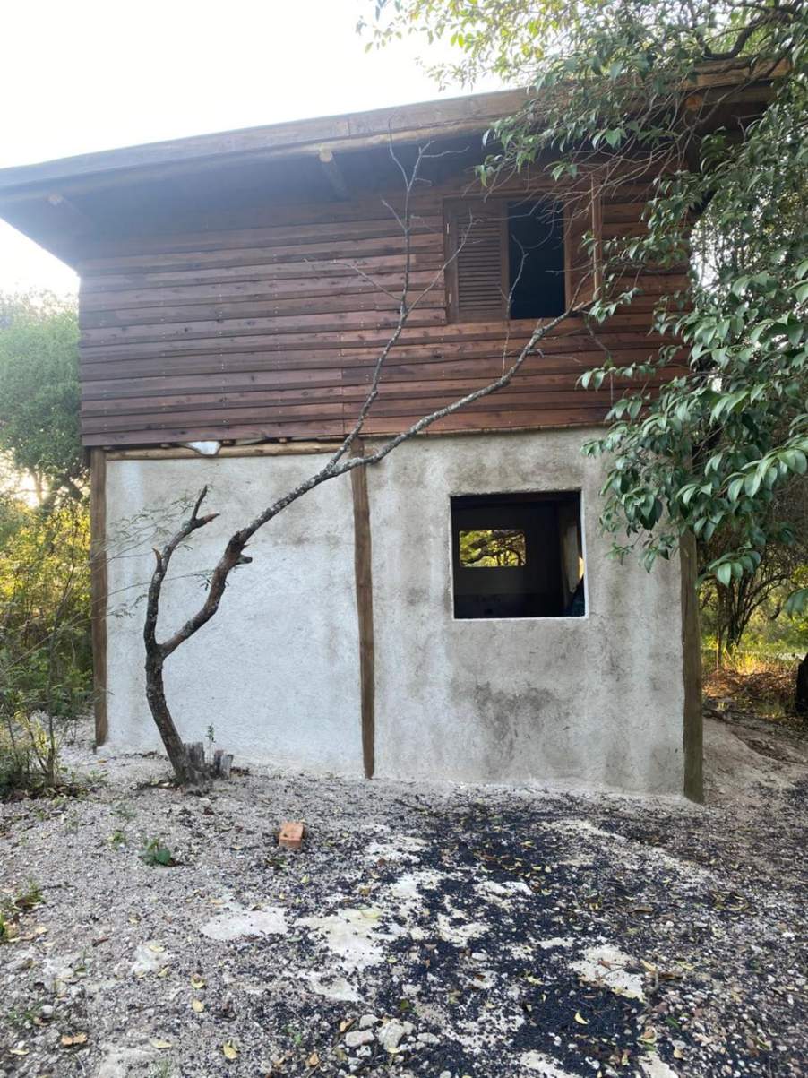 VENDO CABAÑA A TERMINAR EN SALSIPUEDES (VILLA SILVINA) CON ESCRITURA U$S 25.000