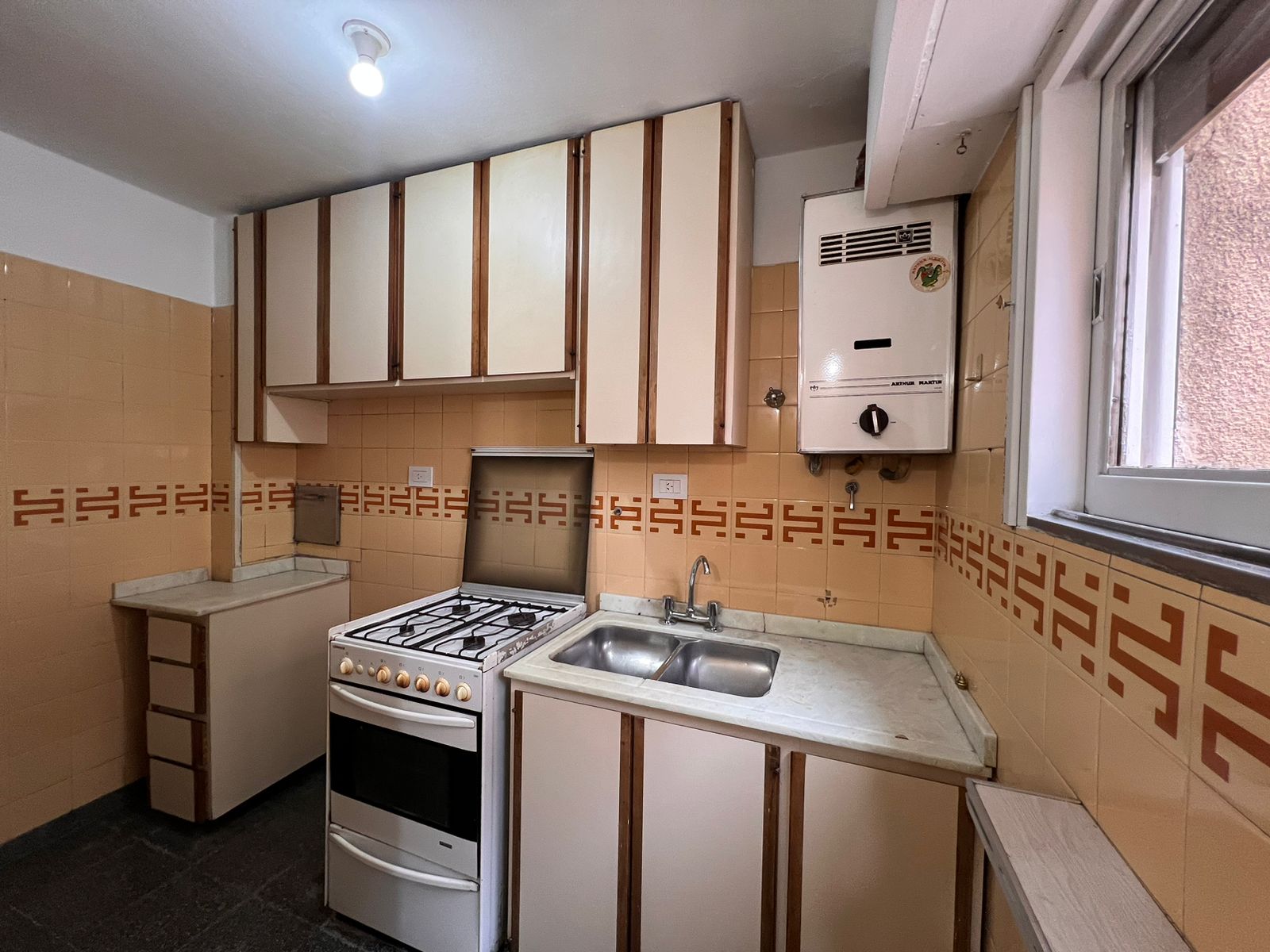 VENTA DEPARTAMENTO 2 DORMITORIOS 2 BAÑOS - BALCON - NVA CORDOBA