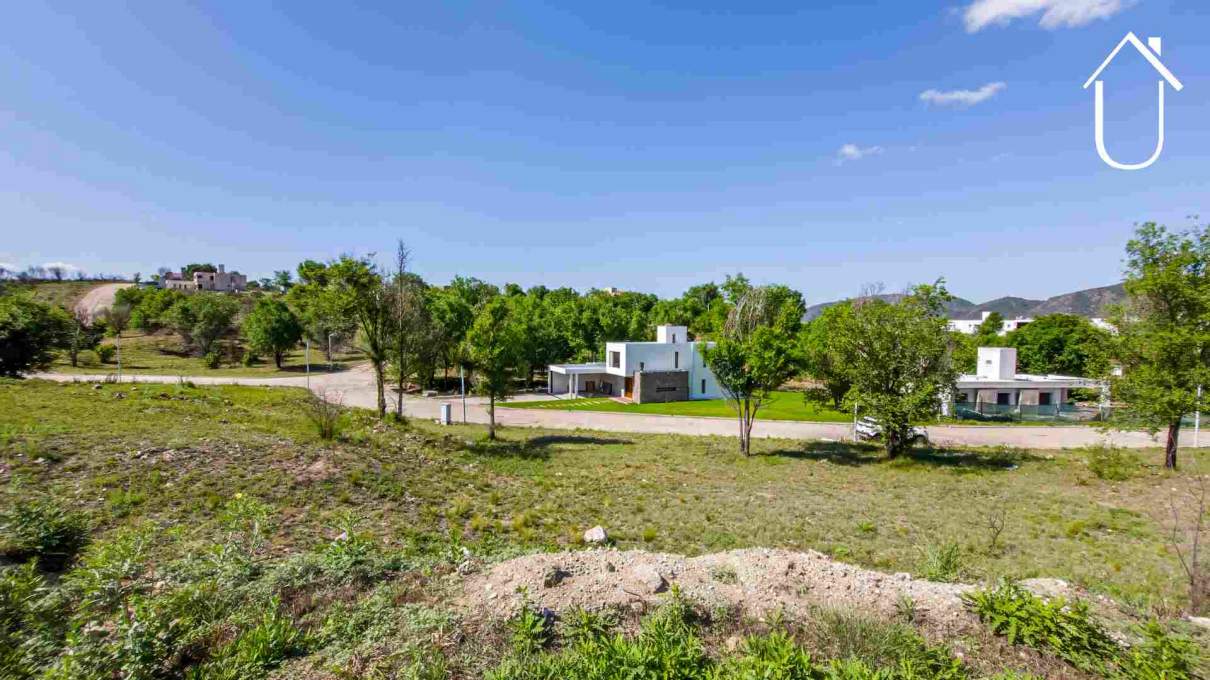 VENTA. TERRENO, LOTE. 1395 M2. COUNTRY ALTOS DE CARLOS PAZ. PUNILLA. SIERRAS CBA