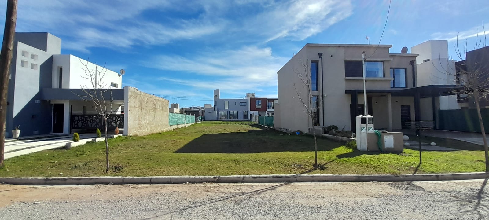 VENTA. LOTE TERRENO 350M2. TEJAS 4. SEGURIDAD 24HS. MALAGUEÑO. CÓRDOBA.