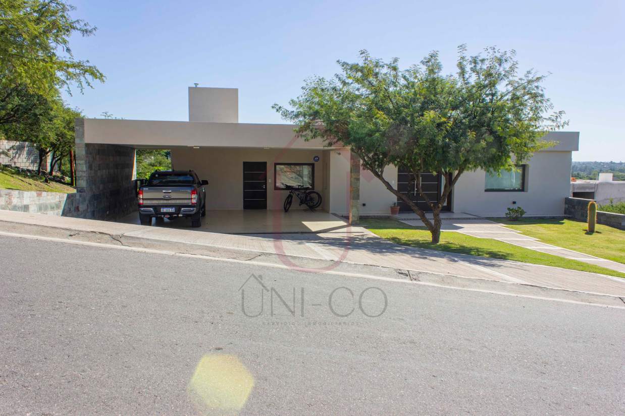 VENTA CASA 3 HABITACIONES PILETA COUNTRY LA PANKANA LA CALERA CÓRDOBA
