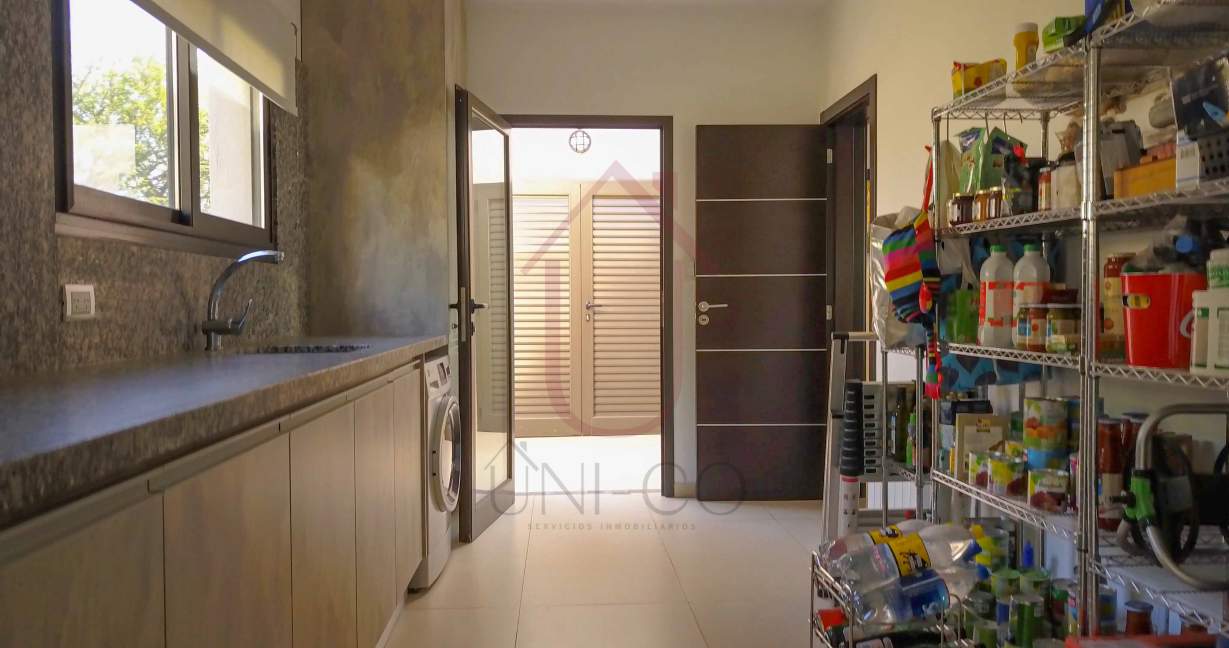 VENTA CASA 3 HABITACIONES PILETA COUNTRY LA PANKANA LA CALERA CÓRDOBA