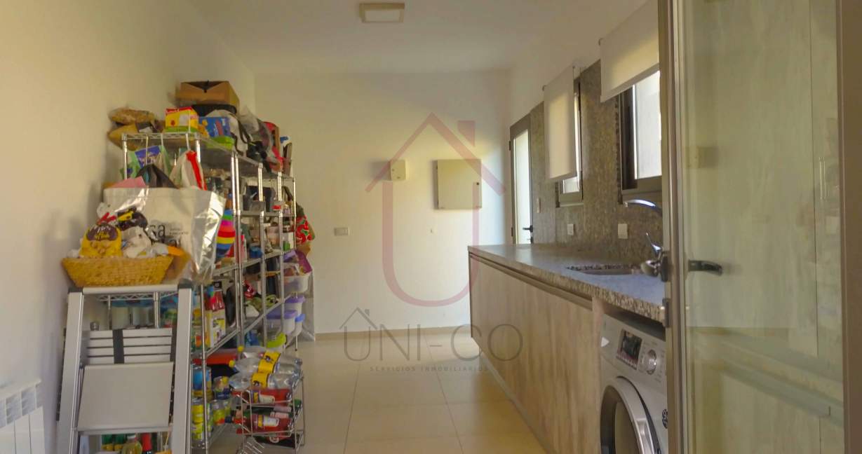 VENTA CASA 3 HABITACIONES PILETA COUNTRY LA PANKANA LA CALERA CÓRDOBA