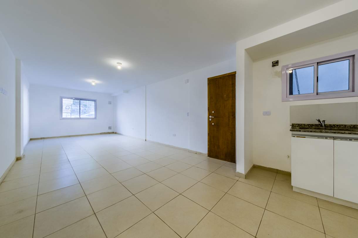 VENTA. DEPARTAMENTO A ESTRENAR. 2 DORM. PATIO CON PASTO. ALBERDI. CÓRDOBA