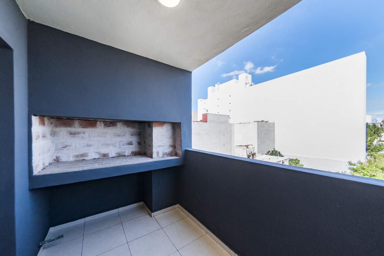 VENTA. DEPARTAMENTO A ESTRENAR. 2 DORMITORIOS. BALCÓN CON ASADOR. ALBERDI. CÓRDOBA.