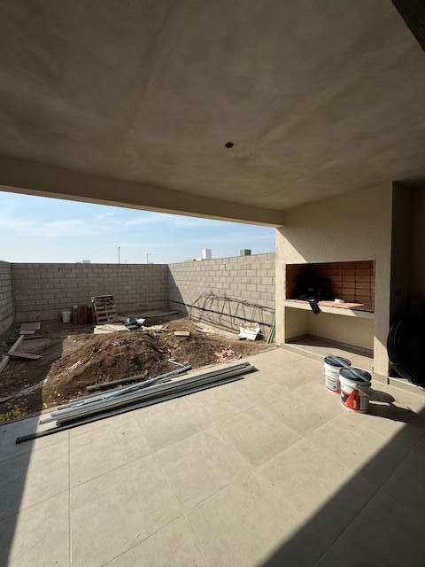 VENTA HERMOSOS DUPLEX EN DISTRITO SUR
