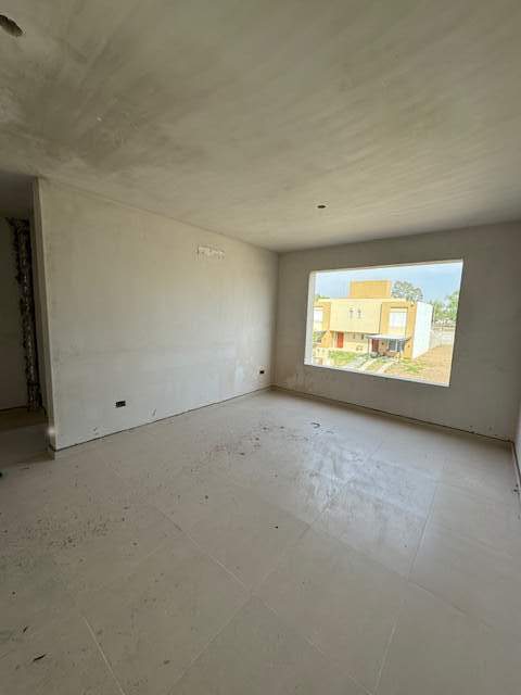 VENTA HERMOSOS DUPLEX EN DISTRITO SUR