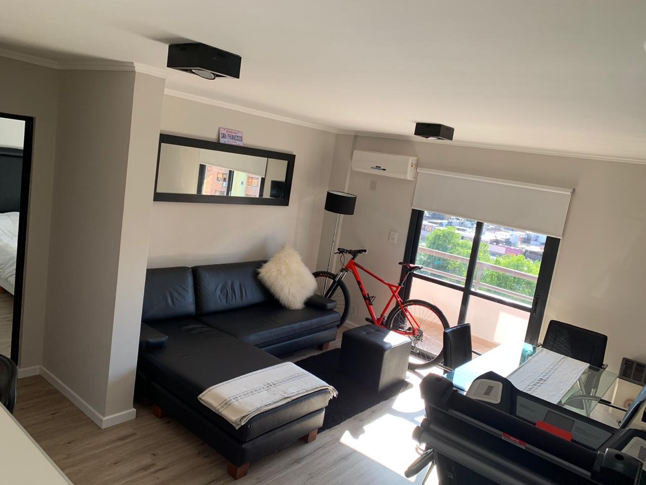 Vendo Departamento en el corazón de B Guemes