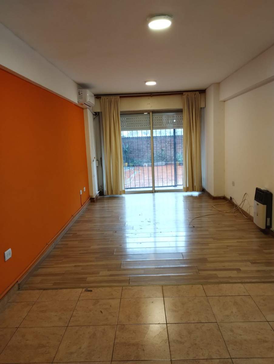 OPORTUNIDAD!! AMPLIO DEPTO  1 DOR    ZONA PATIO OLMOS - NUEVA CORDOBA