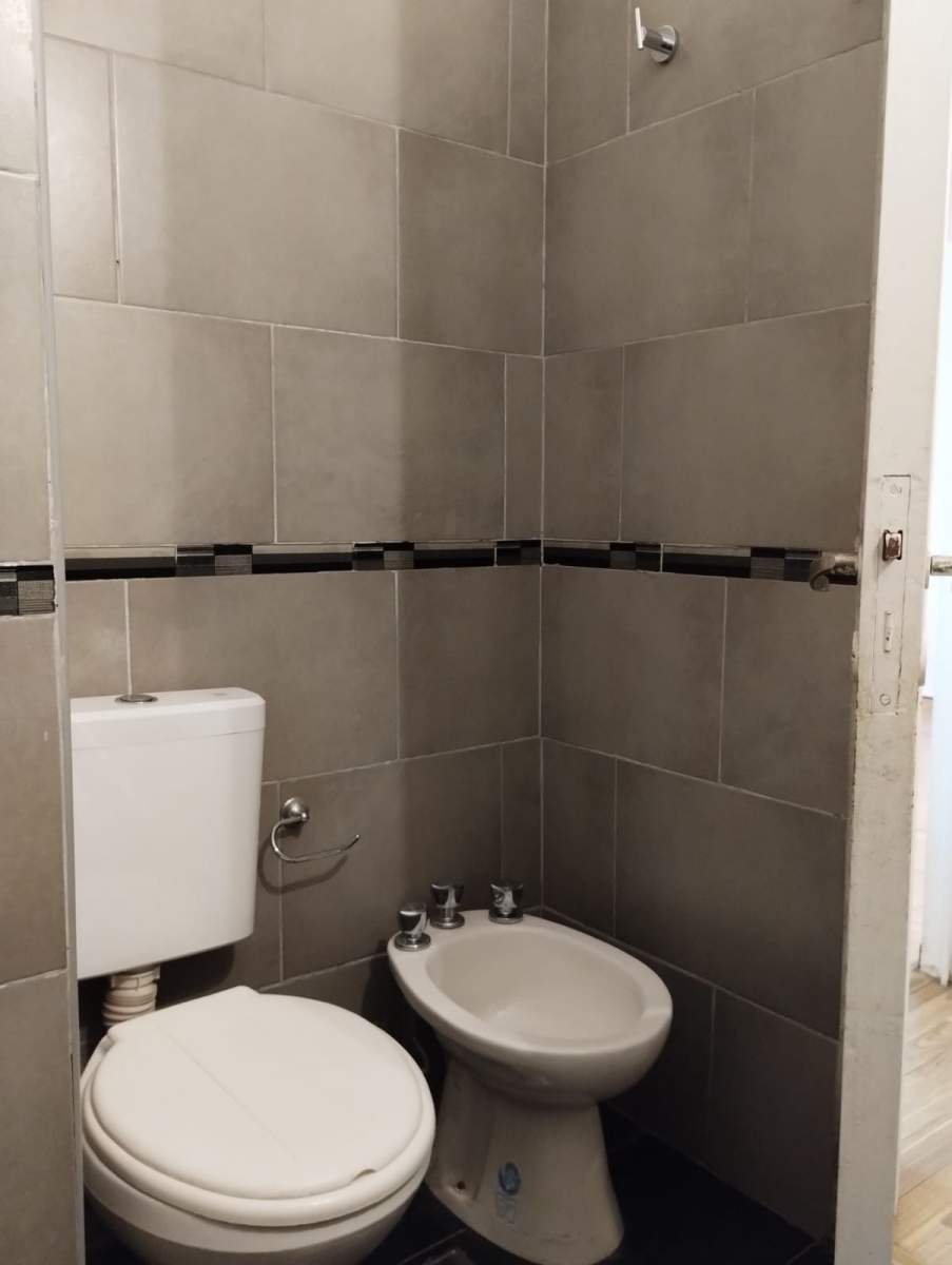 OPORTUNIDAD!! AMPLIO DEPTO  1 DOR    ZONA PATIO OLMOS - NUEVA CORDOBA