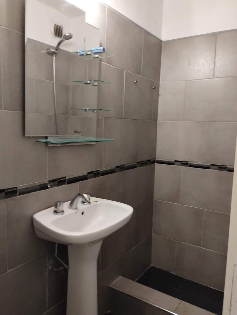 OPORTUNIDAD!! AMPLIO DEPTO  1 DOR    ZONA PATIO OLMOS - NUEVA CORDOBA