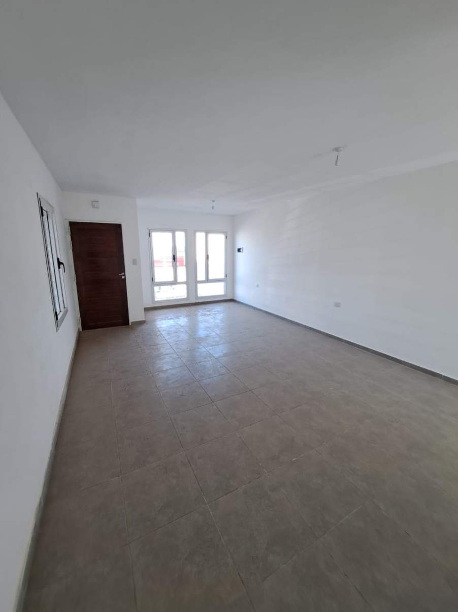 VENTA CASA MONOAMBIENTE ADJUDICADA UNIV DE HORIZONTE 2