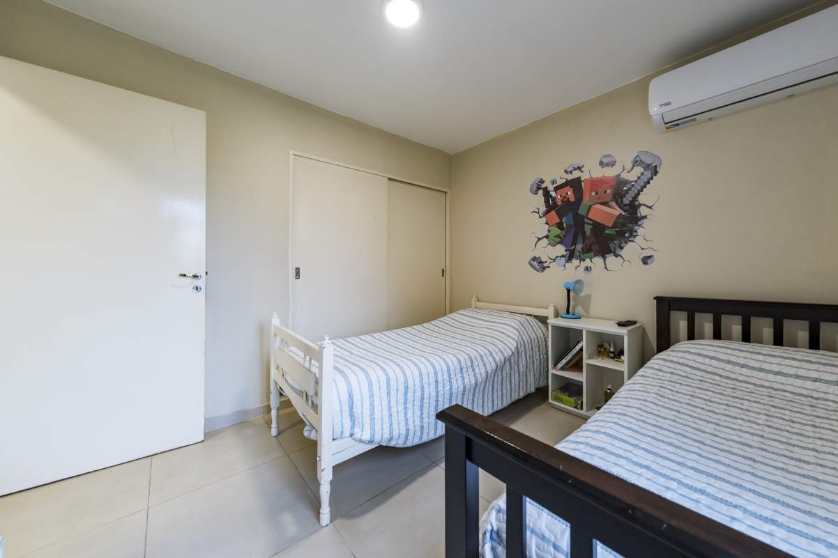 Nuevo Poeta Duplex 3 dormitorios mas escritorio, quinco, pileta cochera doble 145 mil
