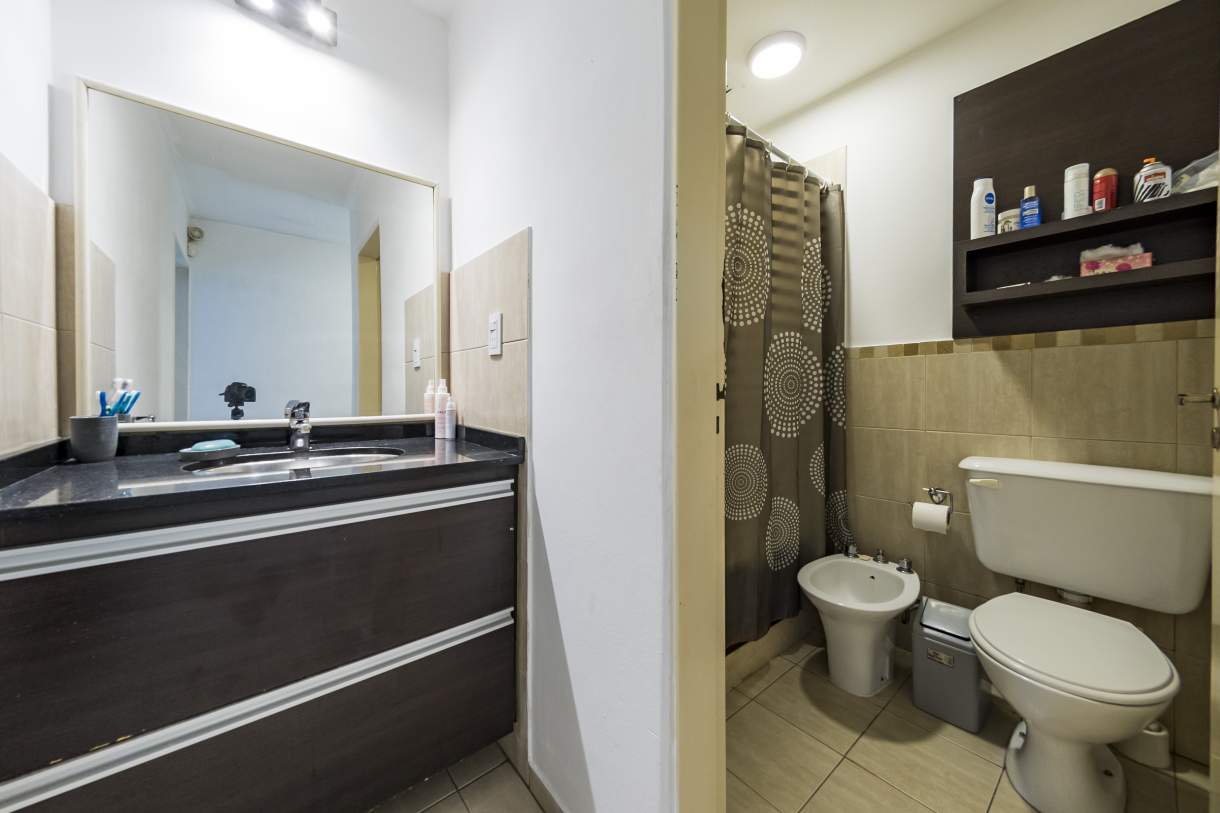 Nuevo Poeta Duplex 3 dormitorios mas escritorio, quinco, pileta cochera doble 145 mil