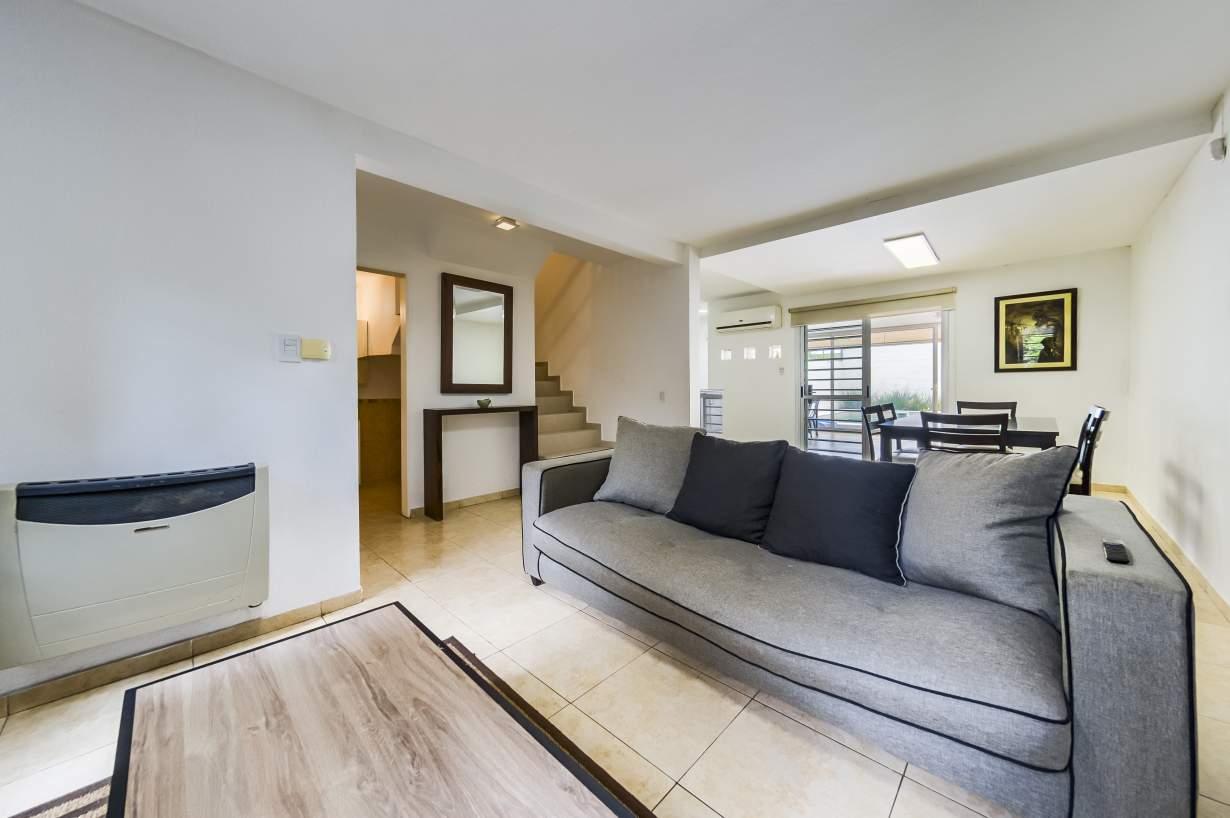 Nuevo Poeta Duplex 3 dormitorios mas escritorio, quinco, pileta cochera doble 145 mil