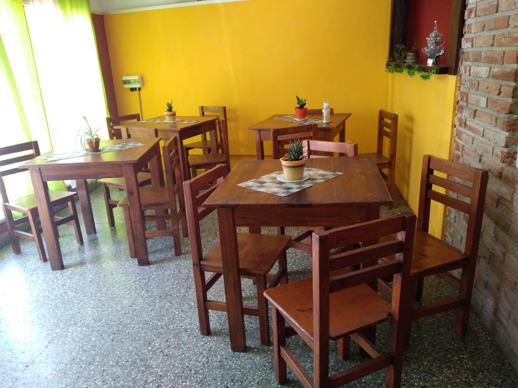 VENTA HOSPEDAJE A 1 CUADRA DE LA CALLE TECHADA- CAPILLA DEL MONTE