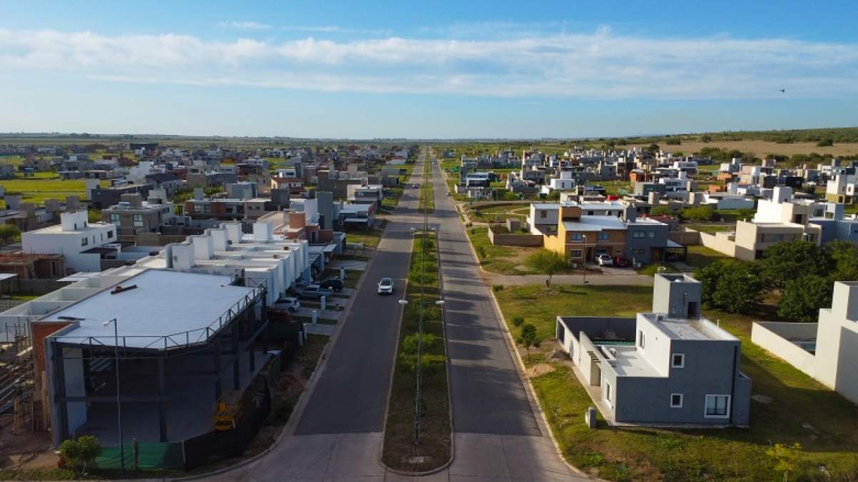 LOTE EN VENTA APTO DUPLEX EN DOCTA (AMPLIA FINANCCIACION)