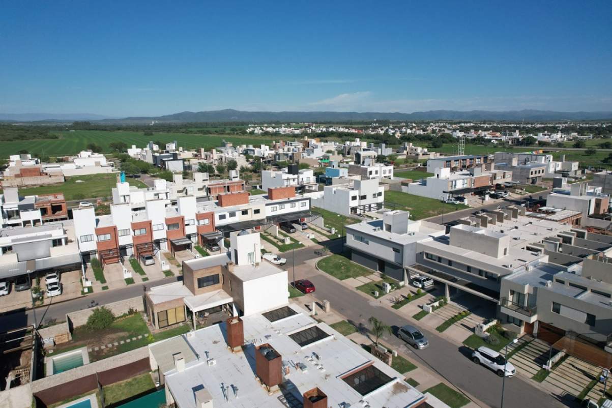 LOTE EN VENTA APTO DUPLEX EN DOCTA (AMPLIA FINANCCIACION)