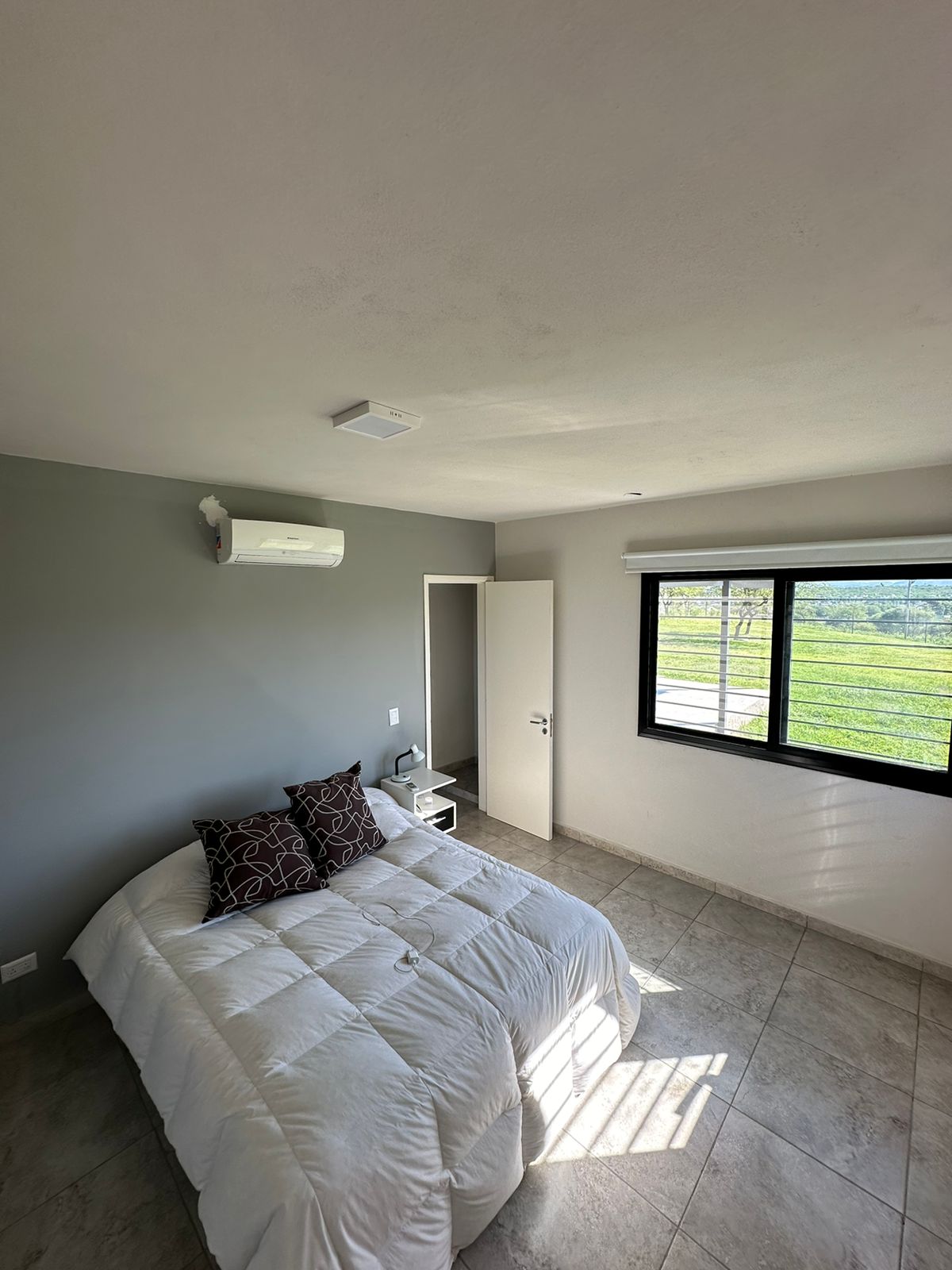 CASA EN VENTA BARRIO 4 VIENTOS UNQUILLO