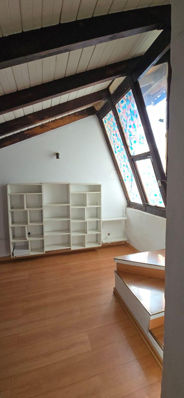 VENDE HERMOSA CASA  A CUADRAS DEL ORFEO