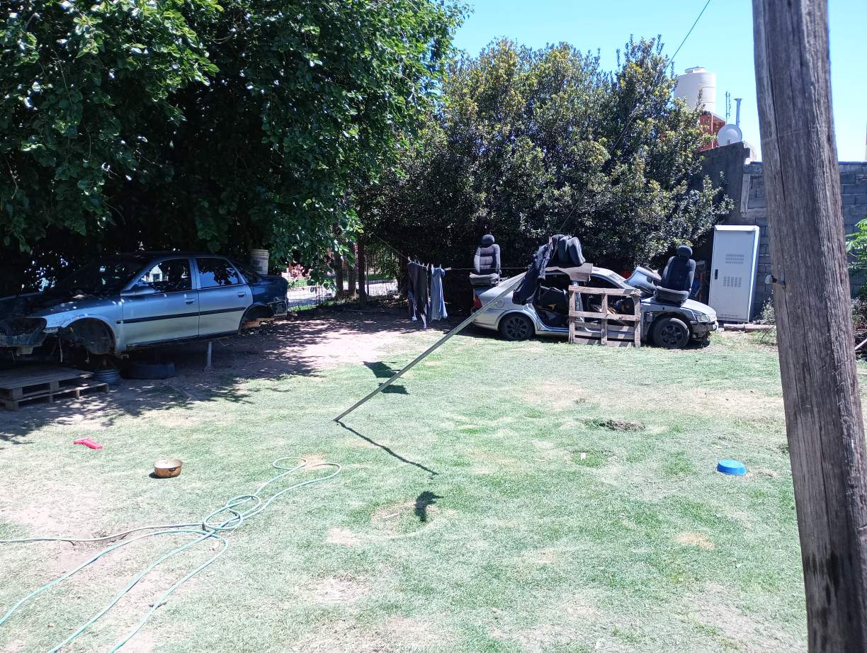 casa en venta, dos dormitorios en barrio carcano