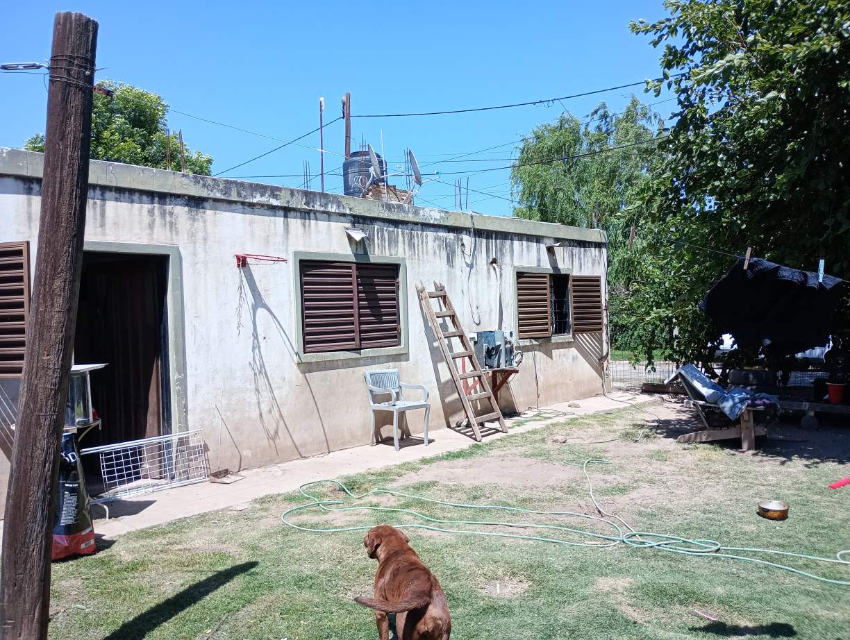 casa en venta, dos dormitorios en barrio carcano