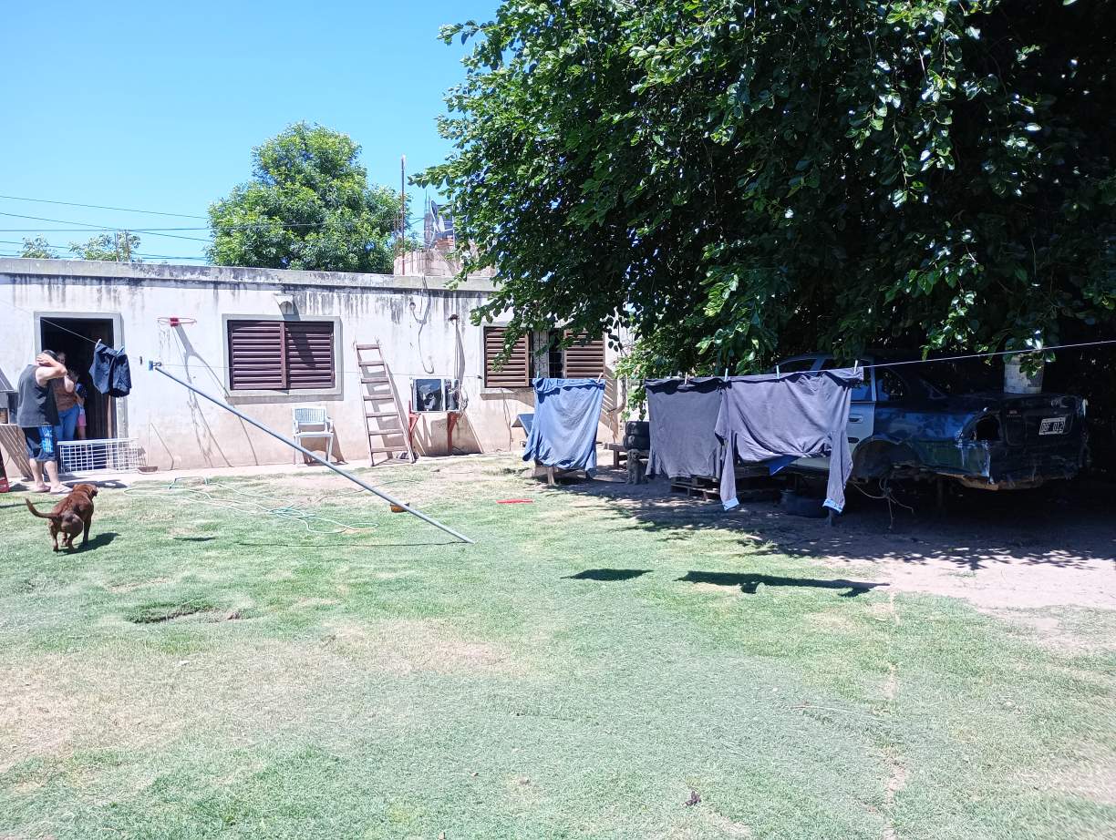 casa en venta, dos dormitorios en barrio carcano