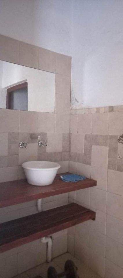 VENDO CASA EN BARRIO TALAR DE MENDIOLAZA