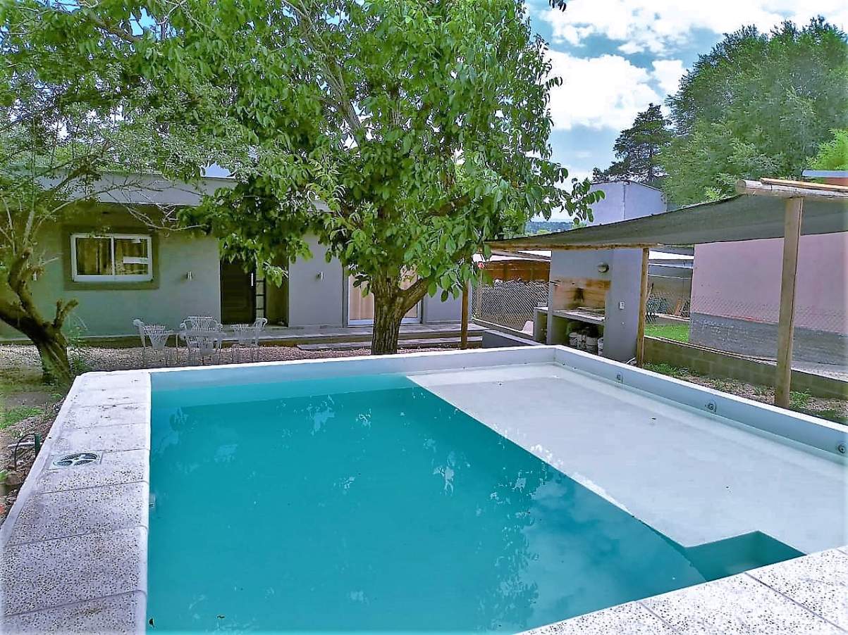 CASA EN VENTA UBICADA EN BIALET MASSE-BARRIO: Balcón del Lago