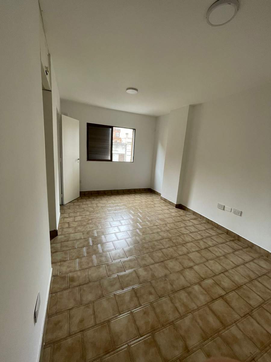 Vendo dpto 1 dorm. Centro.