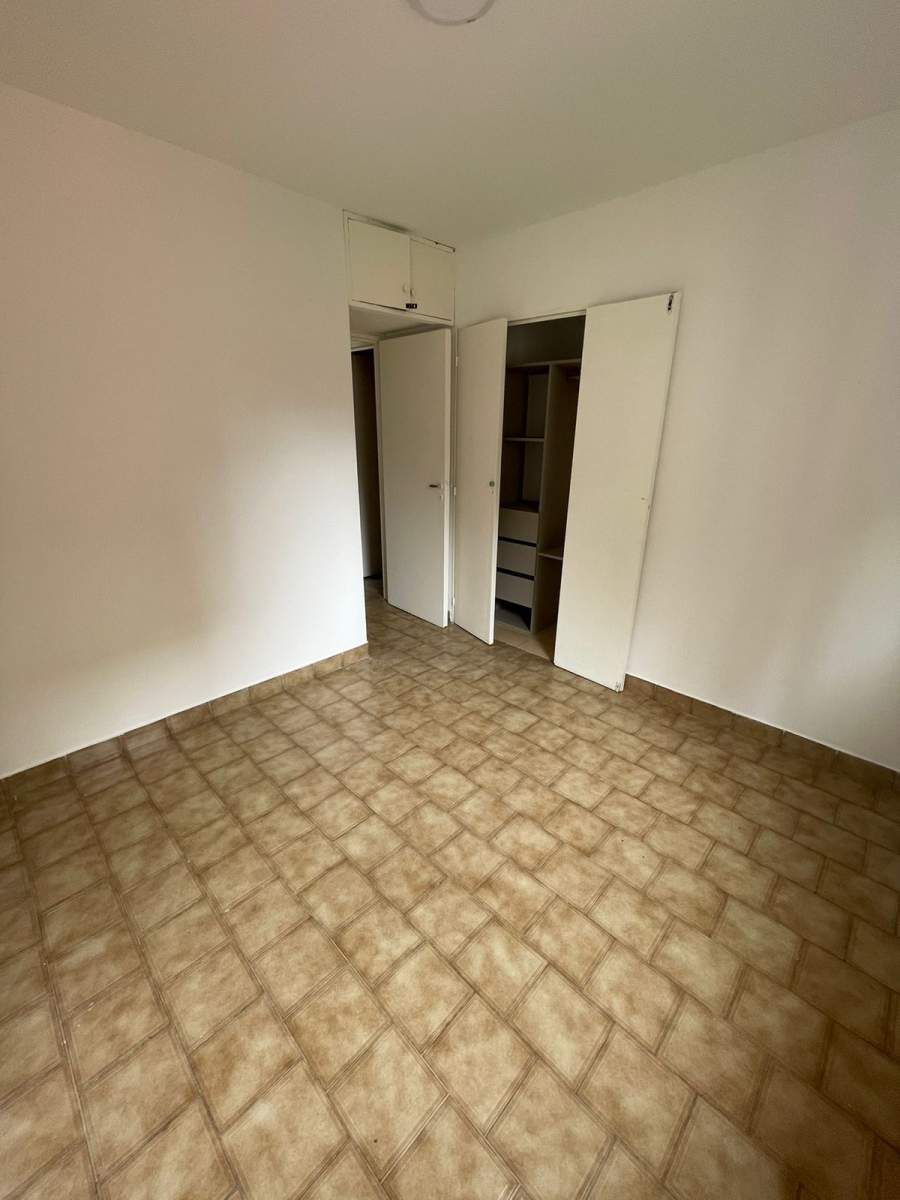 Vendo dpto 1 dorm. Centro.