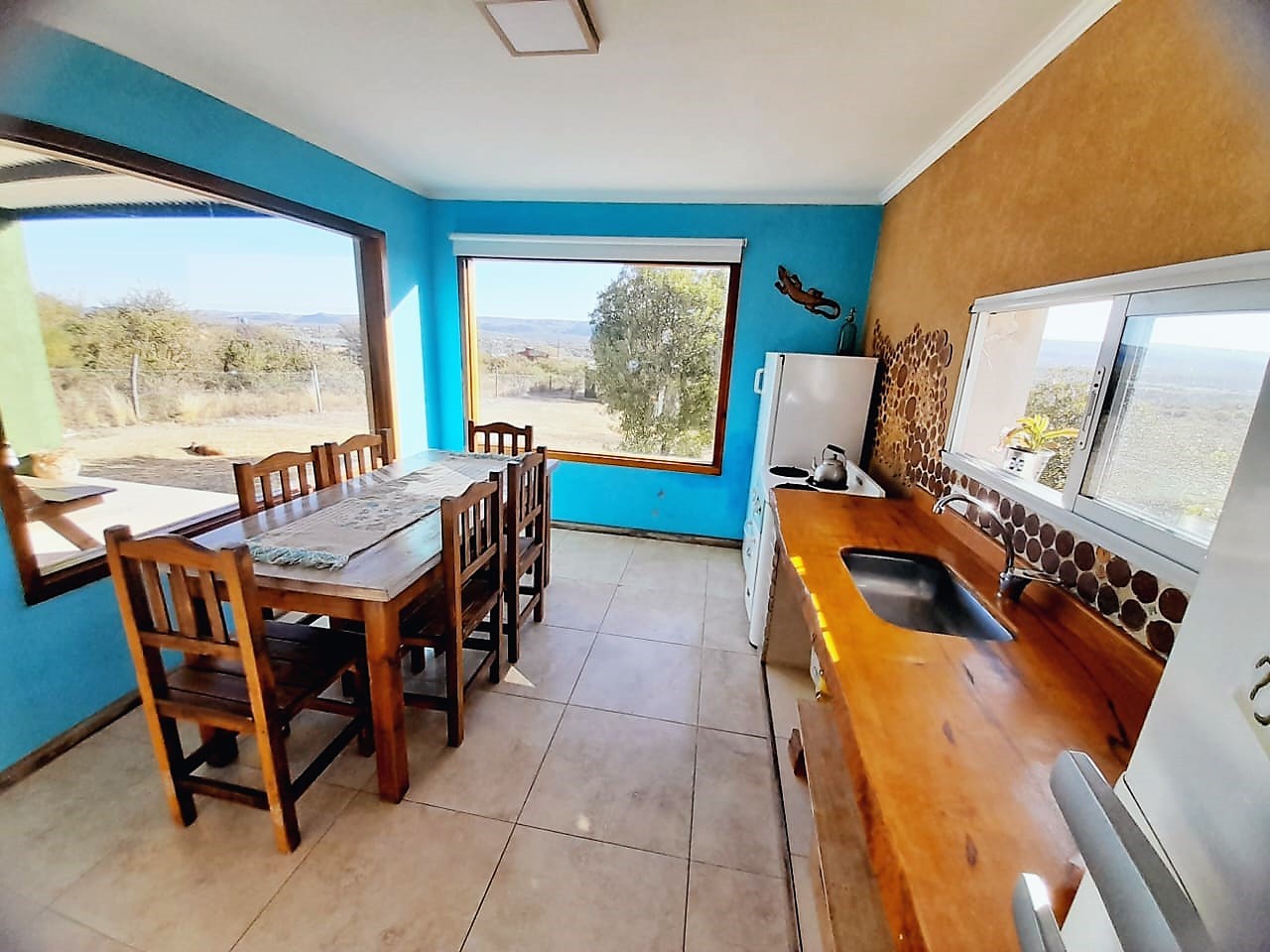CASA CON TRES HABITACIONES EN SAN LORENZO