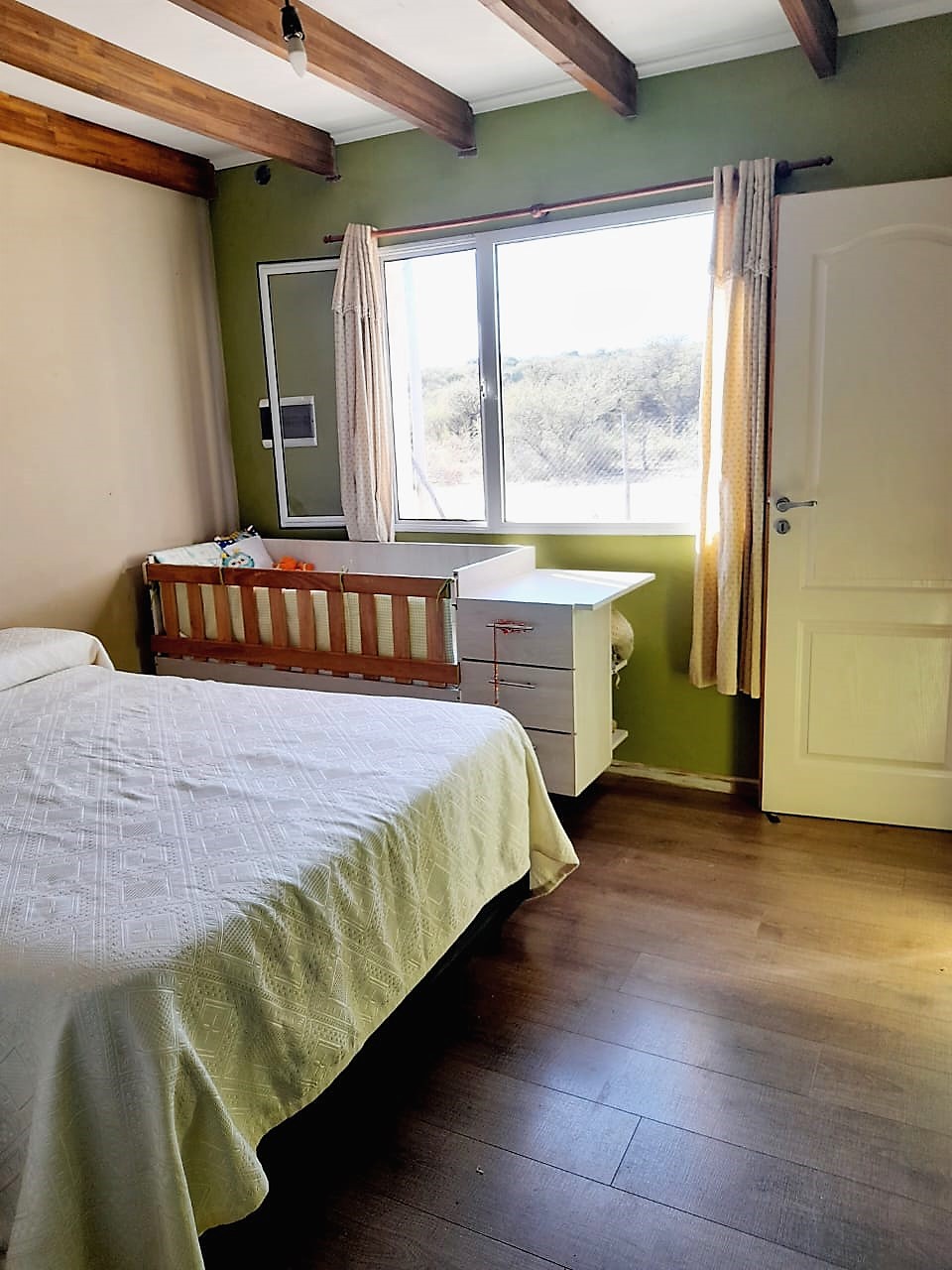 CASA CON TRES HABITACIONES EN SAN LORENZO