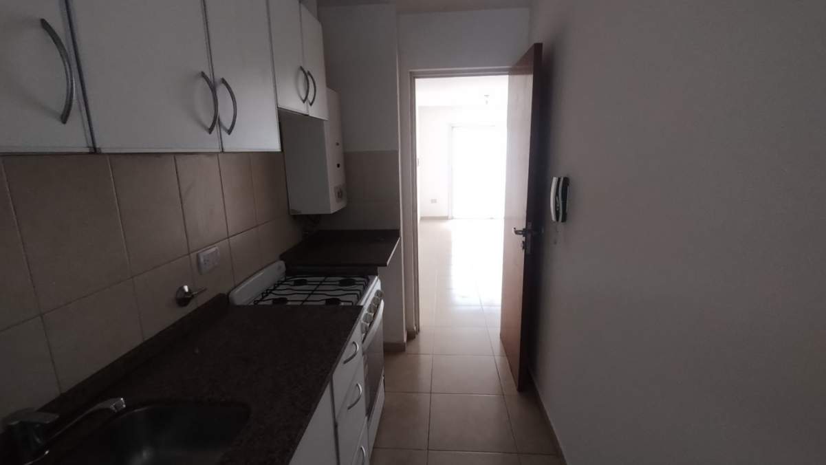 DEPARTAMENTO EN ALQUILER EN BARRIO ALTO ALBERDI