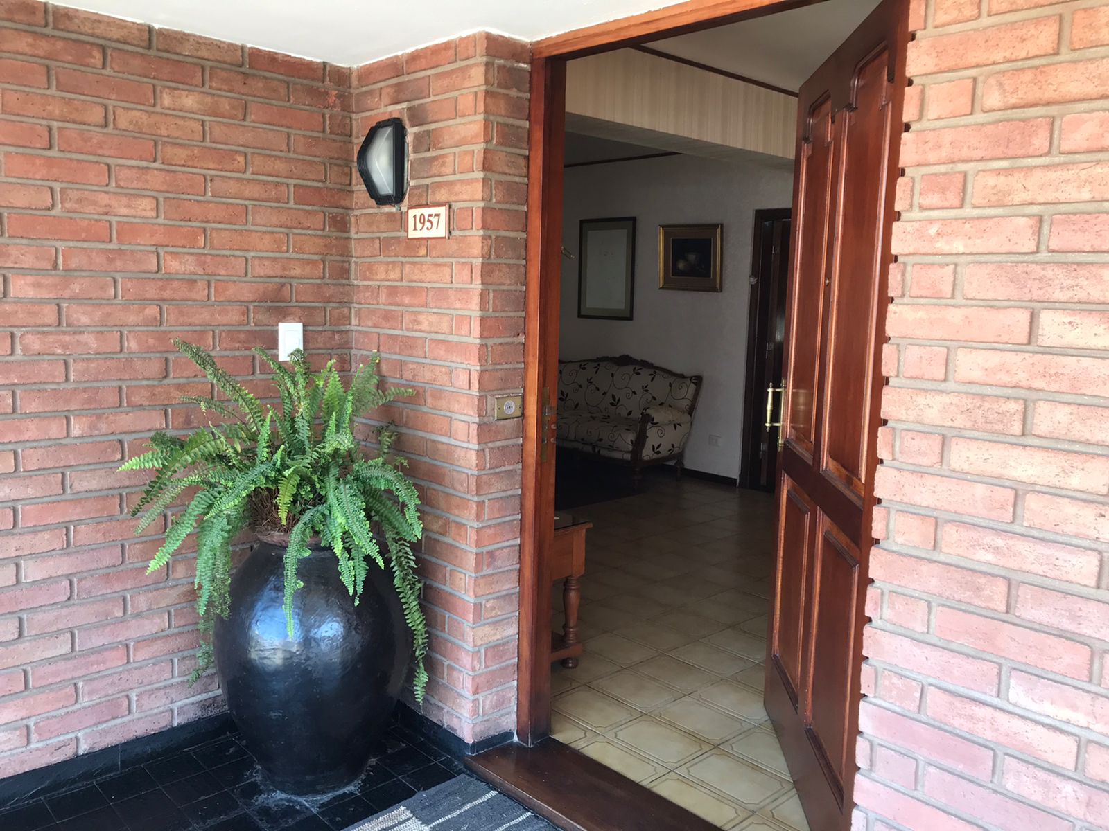 CERRO DE LAS ROSAS OPORTUNIDAD A METROS DE TEJEDA.