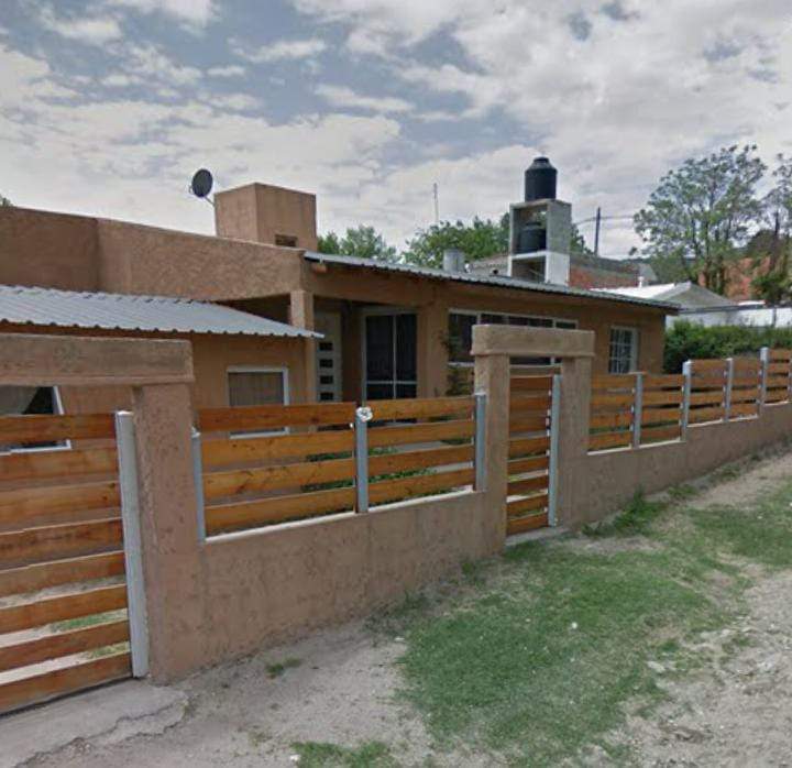 VENDO IMPORTANTE INMUEBLE EN CARLOS PAZ